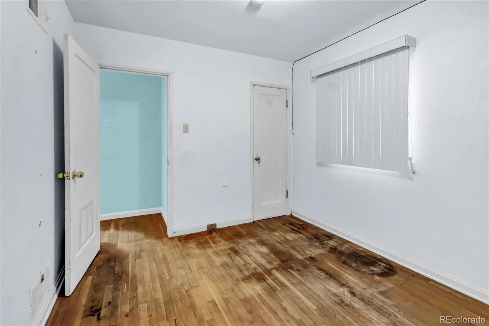 1201 Hanover Street Aurora CO 80010 MLS #REC4135169 04232026192452 1600 14