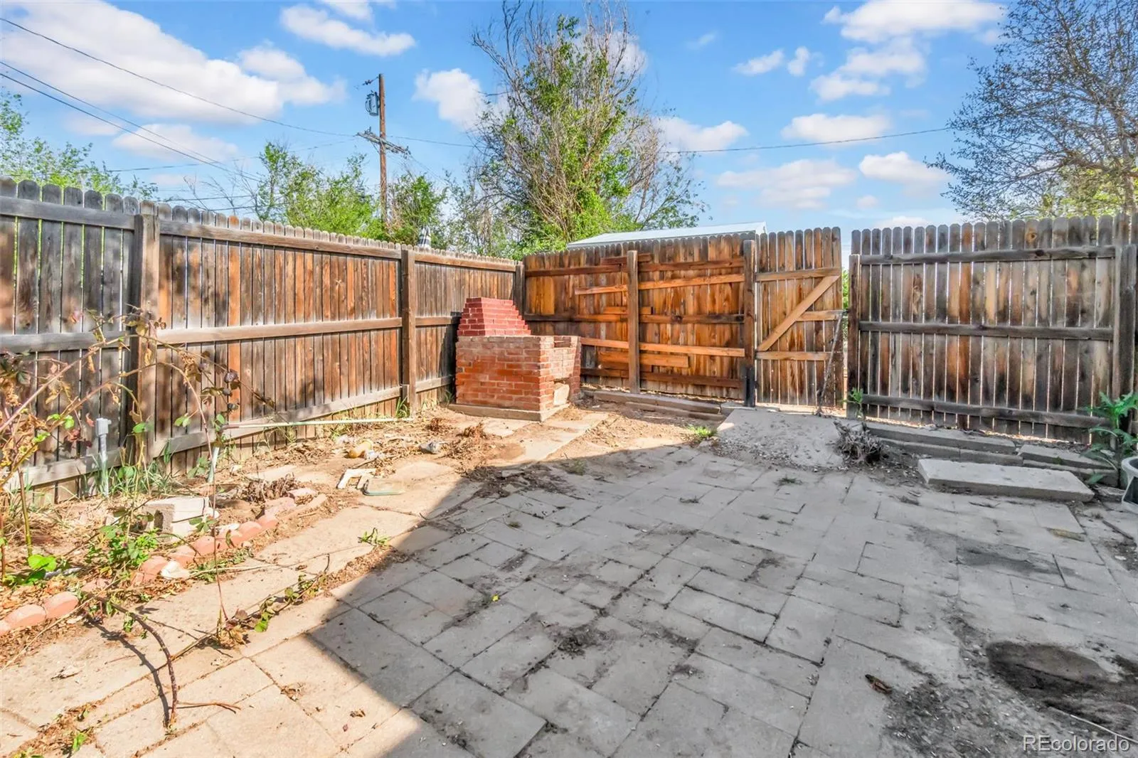 1201 Hanover Street Aurora CO 80010 MLS #REC4135169 04232026192452 1600 20