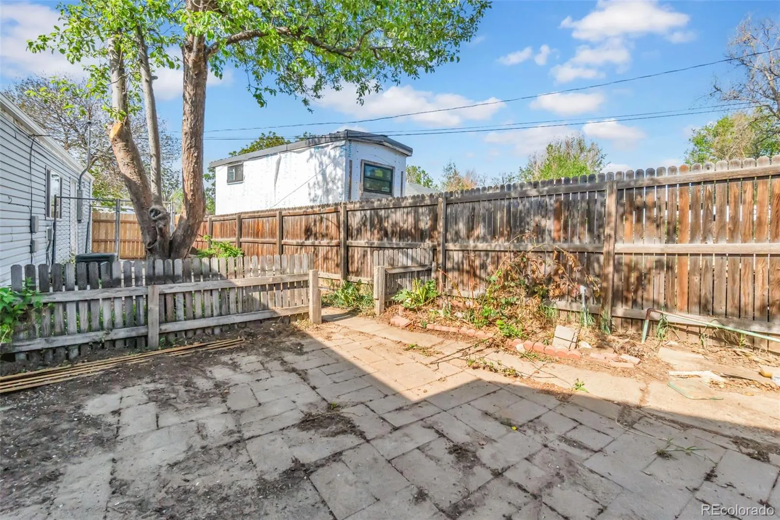 1201 Hanover Street Aurora CO 80010 MLS #REC4135169 04232026192452 1600 21