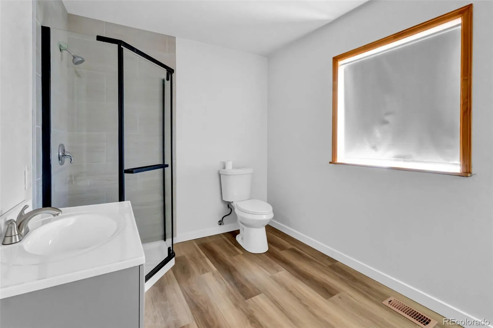 1201 Hanover Street Aurora CO 80010 MLS #REC4135169 04232026192452 1600 3