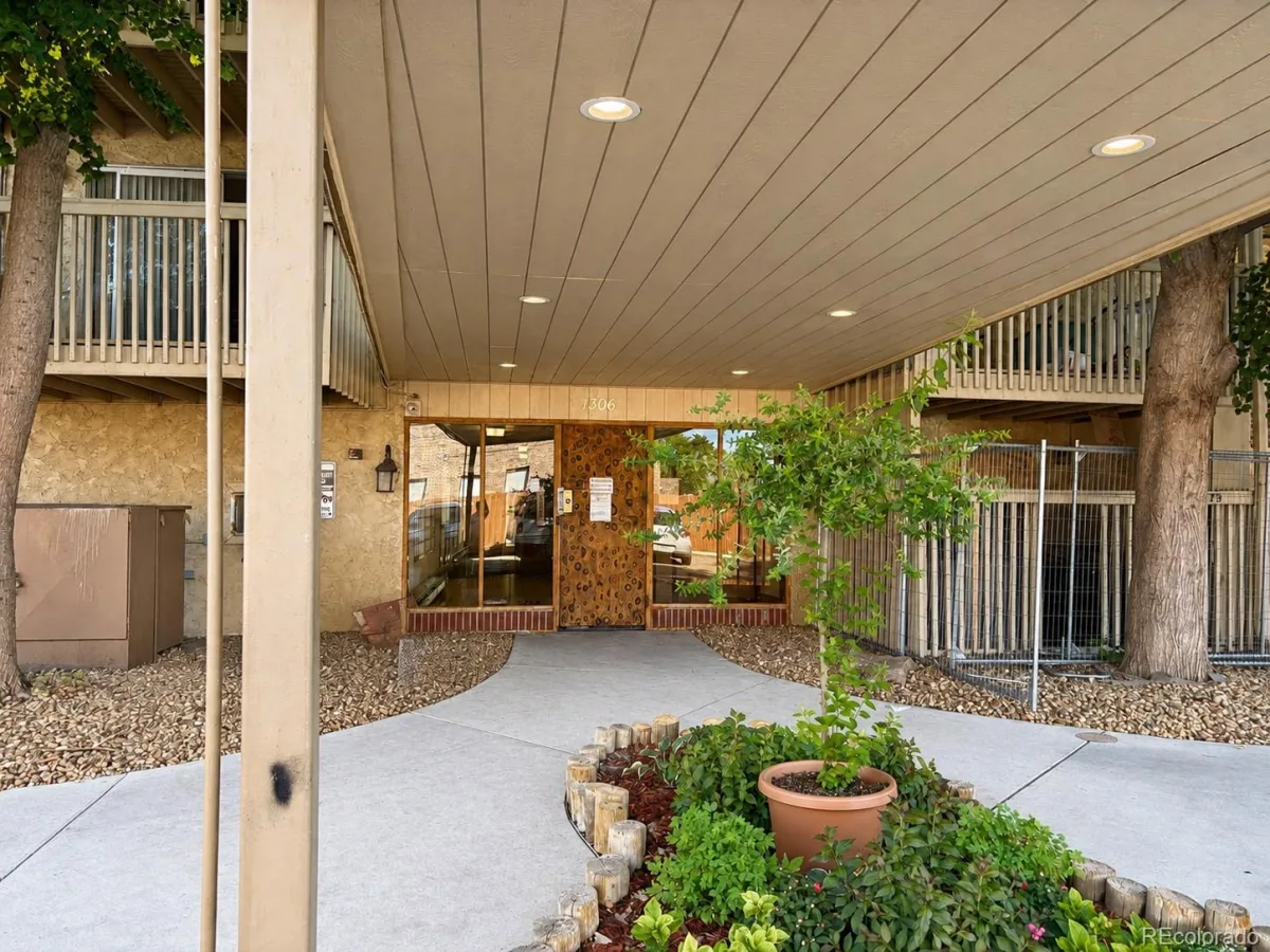 1306 S Parker Road #166 Denver CO 80231 | MLS #REC4136040 08282026140639 1200 6