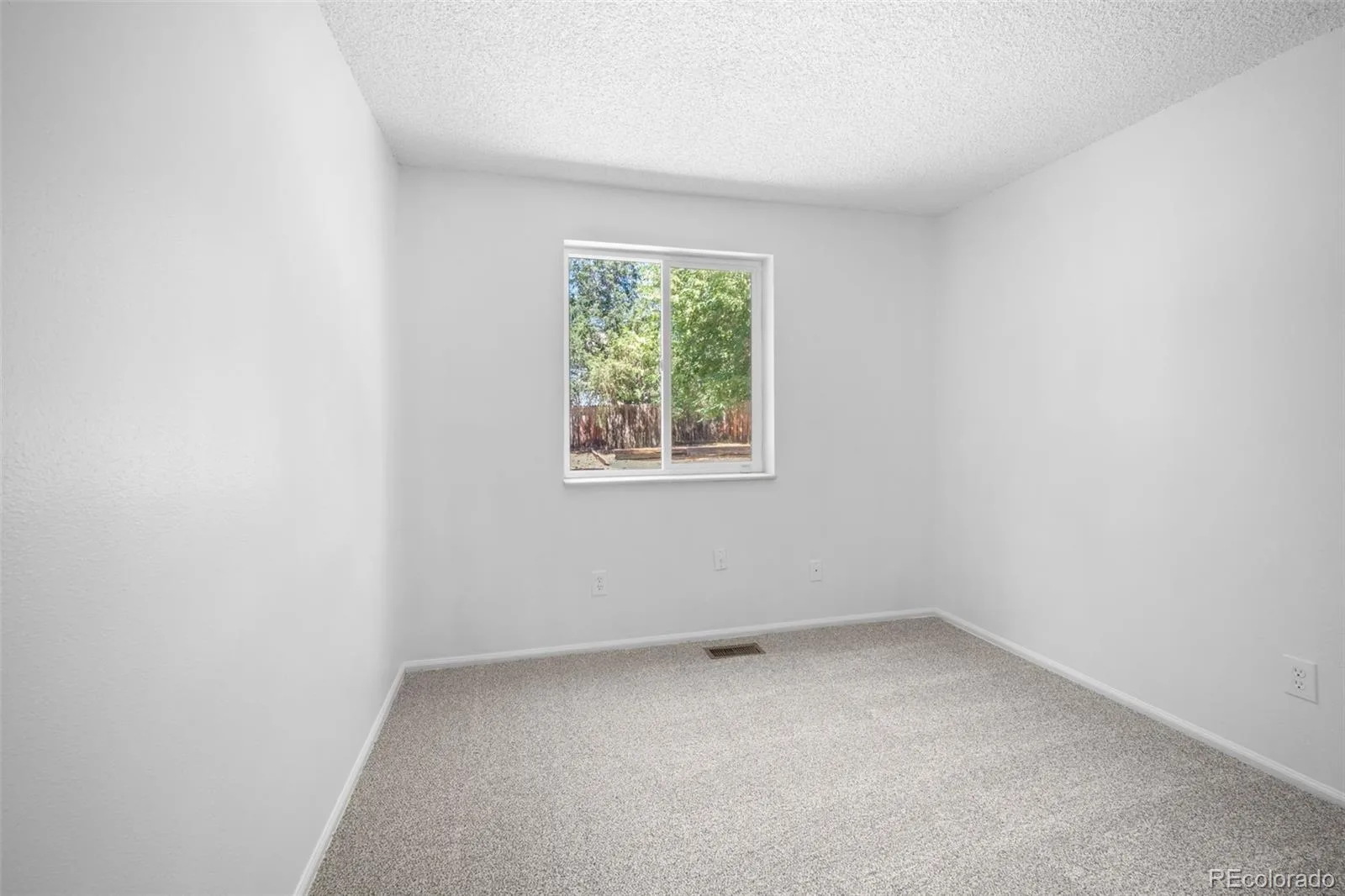 13375 W 69th Place Arvada CO 80004 | MLS #REC4140155 07202026185226 1600 14