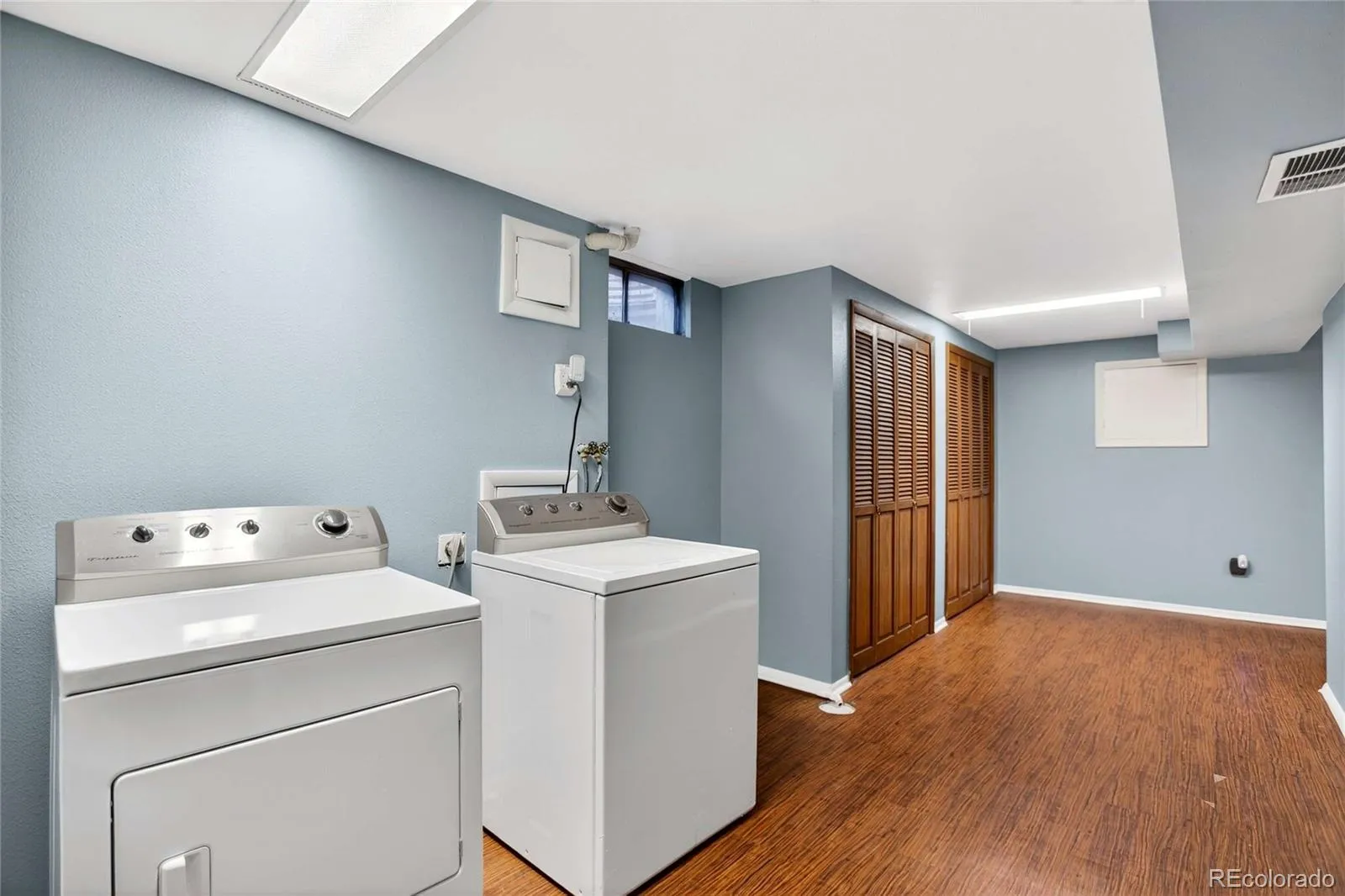1880 S Monaco Parkway Denver CO 80224 MLS #REC4142503 05132026205517 1600 25