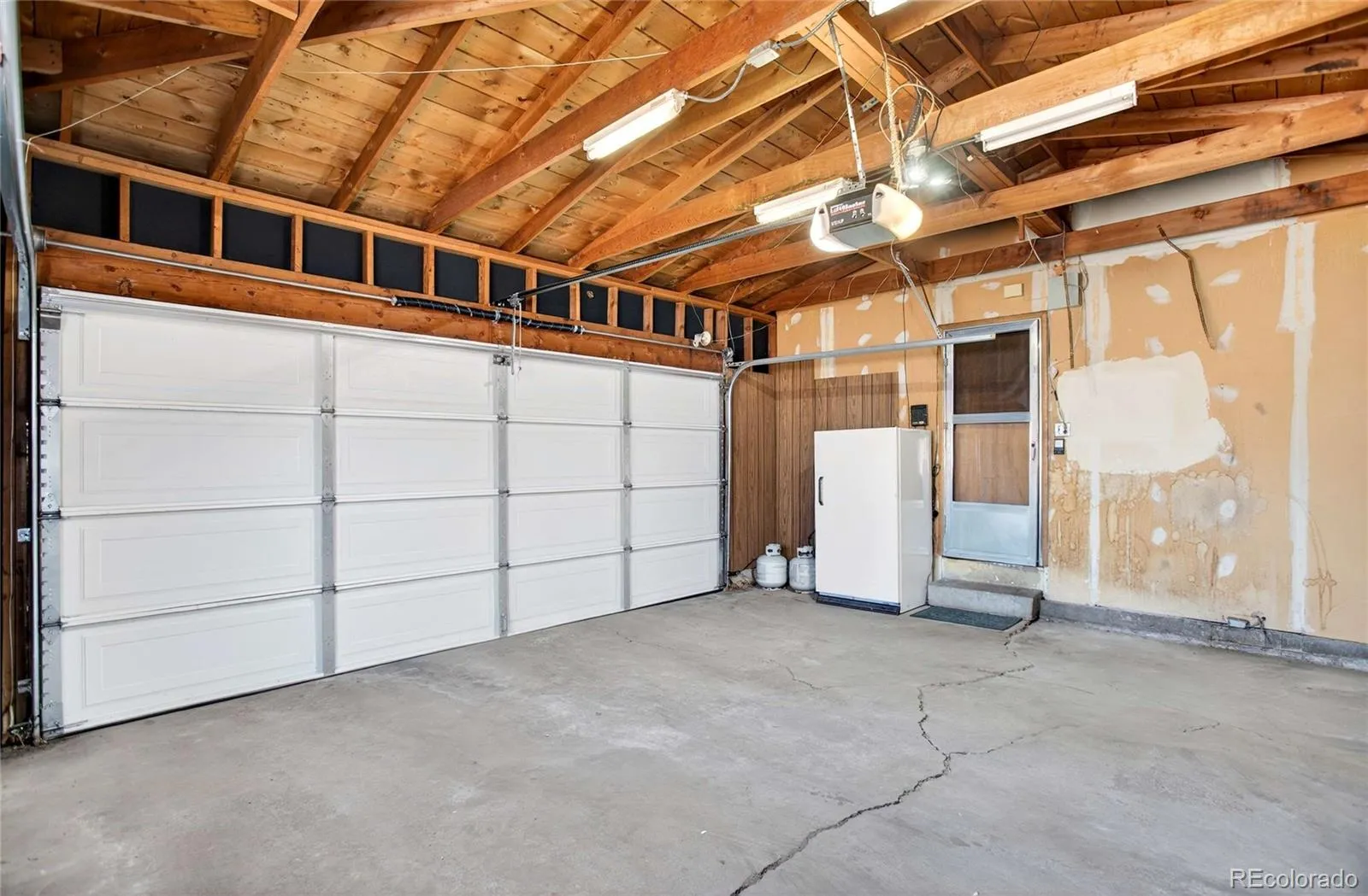 1880 S Monaco Parkway Denver CO 80224 MLS #REC4142503 05132026205517 1600 26