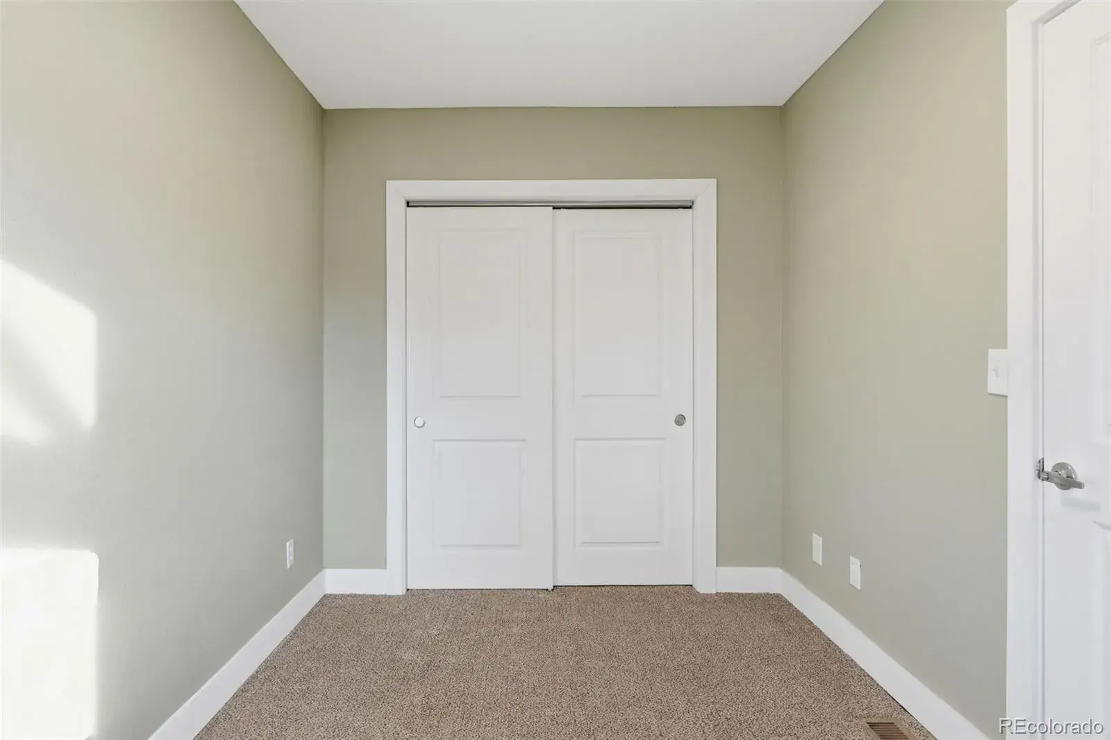 03042026015207 1600 15