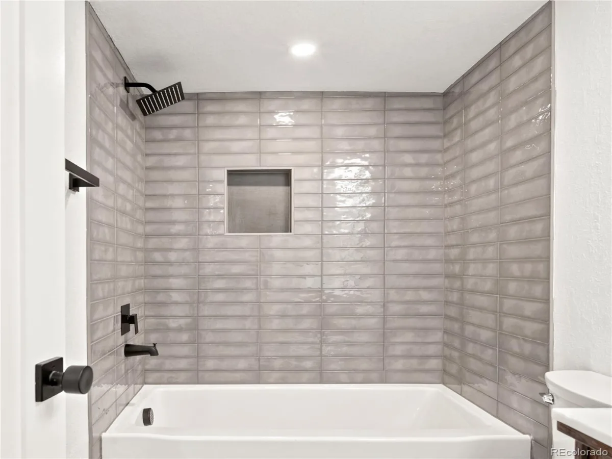 625 Cook Street Denver CO 80206 MLS #REC4144183 07072026123228 1200 42