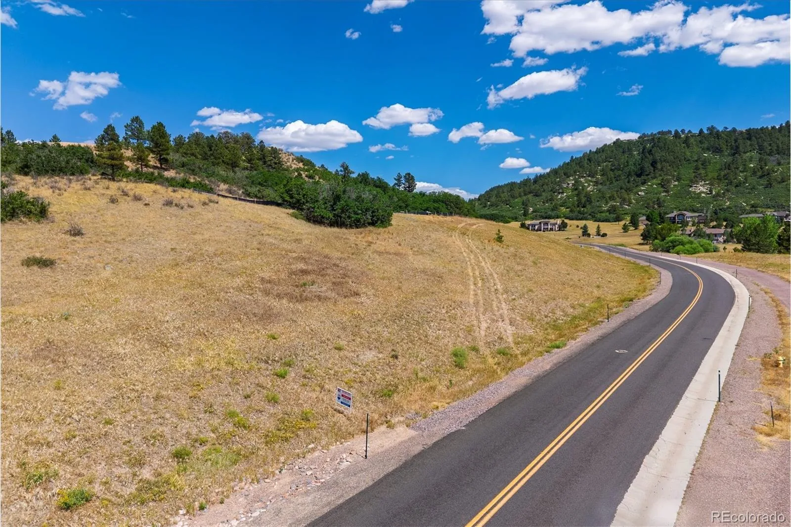 4040 Bell Mountain Drive Castle Rock CO 80104 | MLS #REC4144388 07222026034213 1600 1