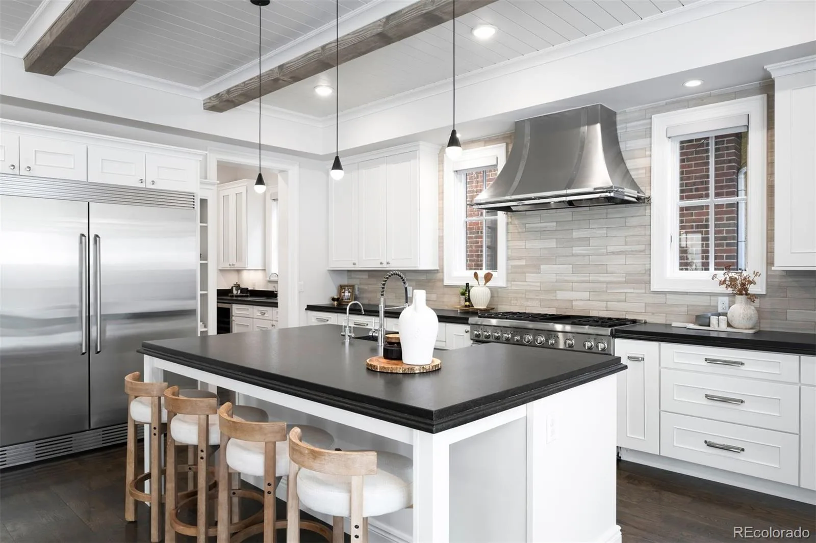 2218 S Clayton Street Denver CO 80210 | MLS #REC4145924 10132026194414 1600 6