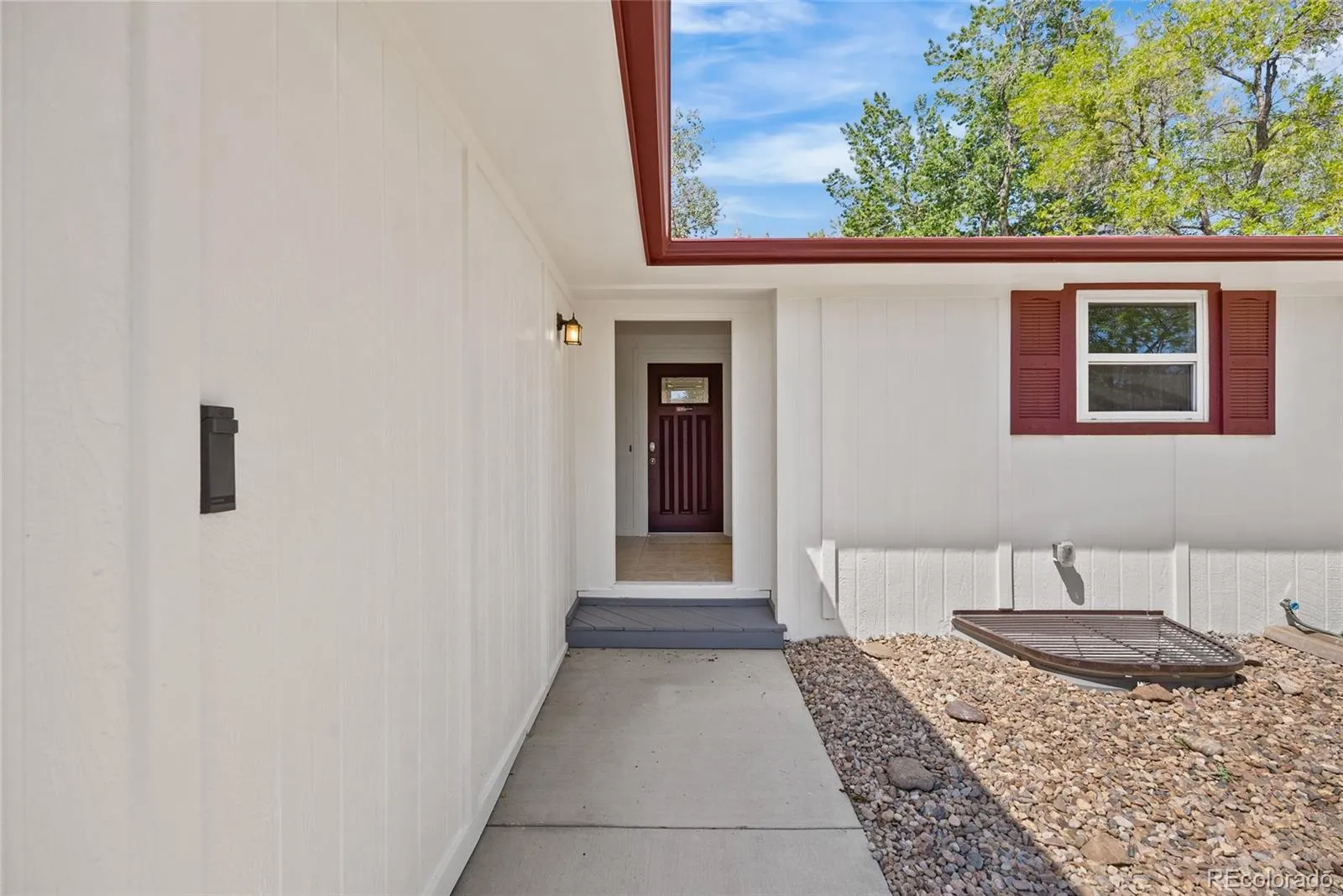 975 E 7th Avenue Broomfield CO 80020 MLS #REC4146574 05122026190956 1600 1