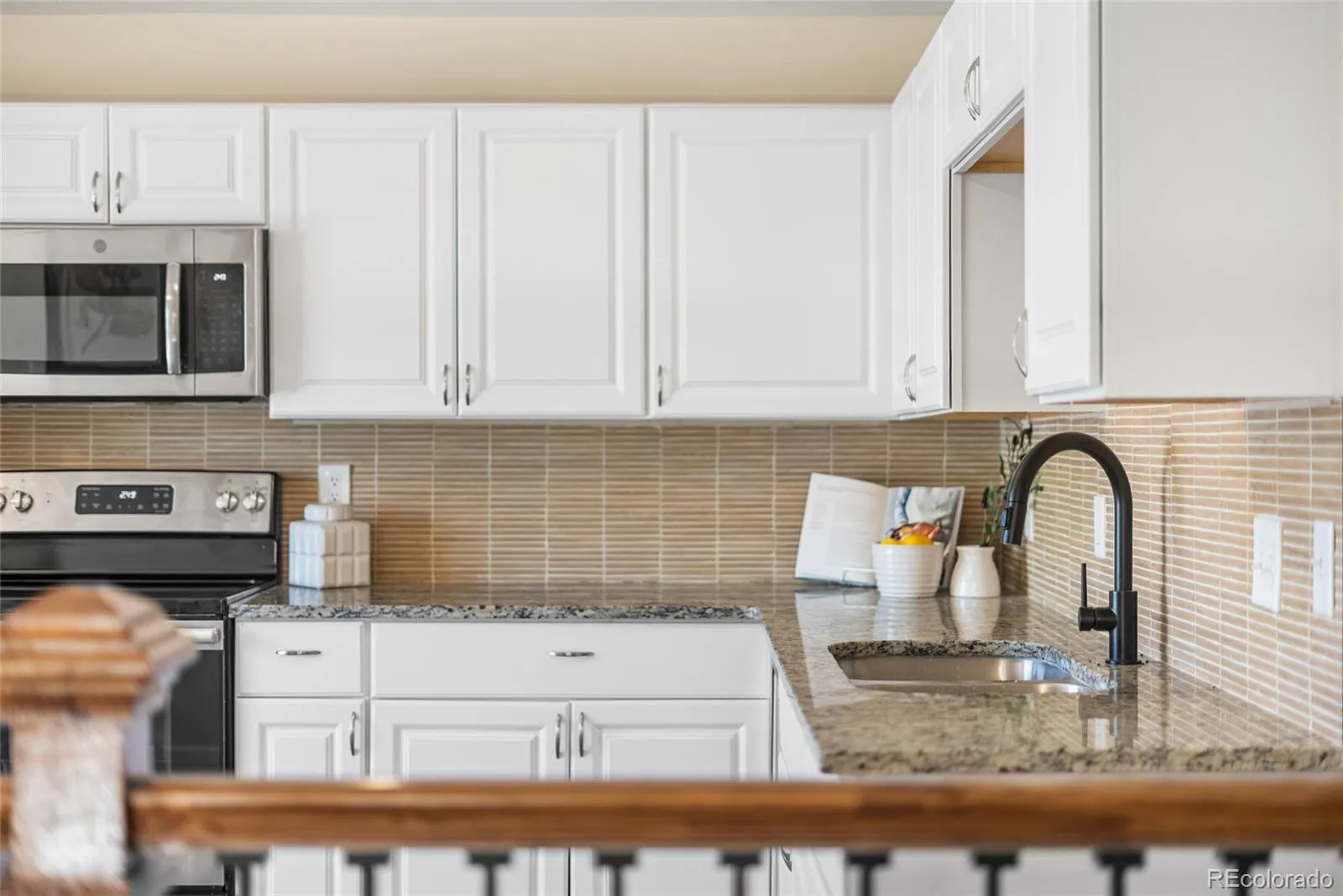 975 E 7th Avenue Broomfield CO 80020 MLS #REC4146574 05122026190956 1600 11