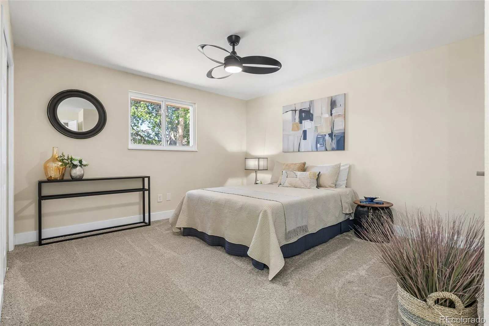 975 E 7th Avenue Broomfield CO 80020 MLS #REC4146574 05122026190956 1600 19