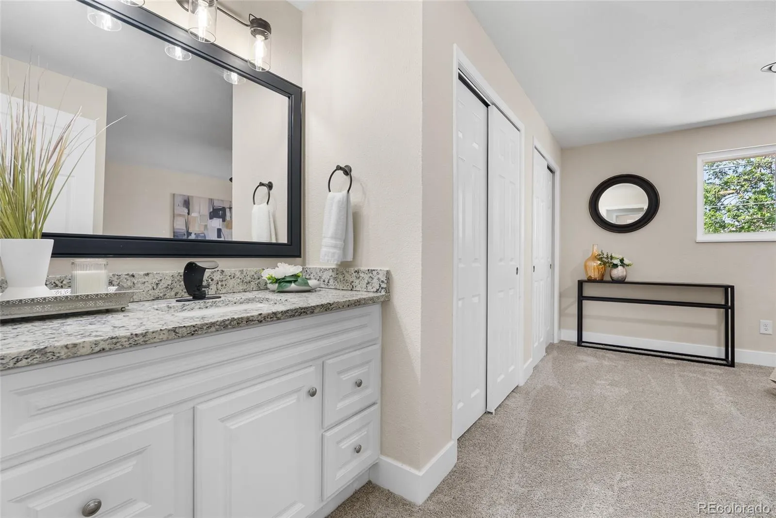 975 E 7th Avenue Broomfield CO 80020 MLS #REC4146574 05122026190956 1600 21