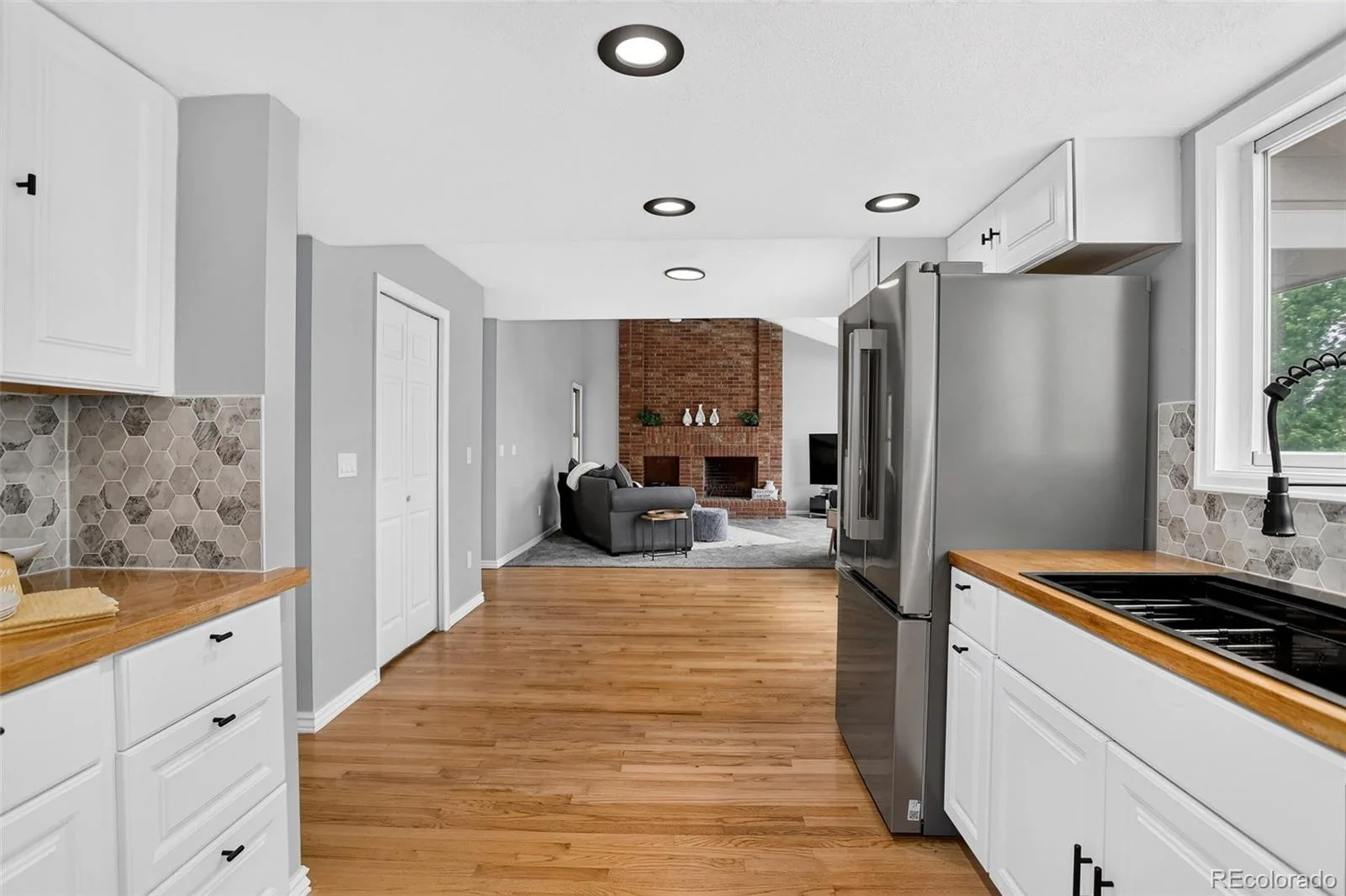87 Buckthorn Drive Littleton CO 80127 | MLS #REC4146668 07092026154408 1600 23