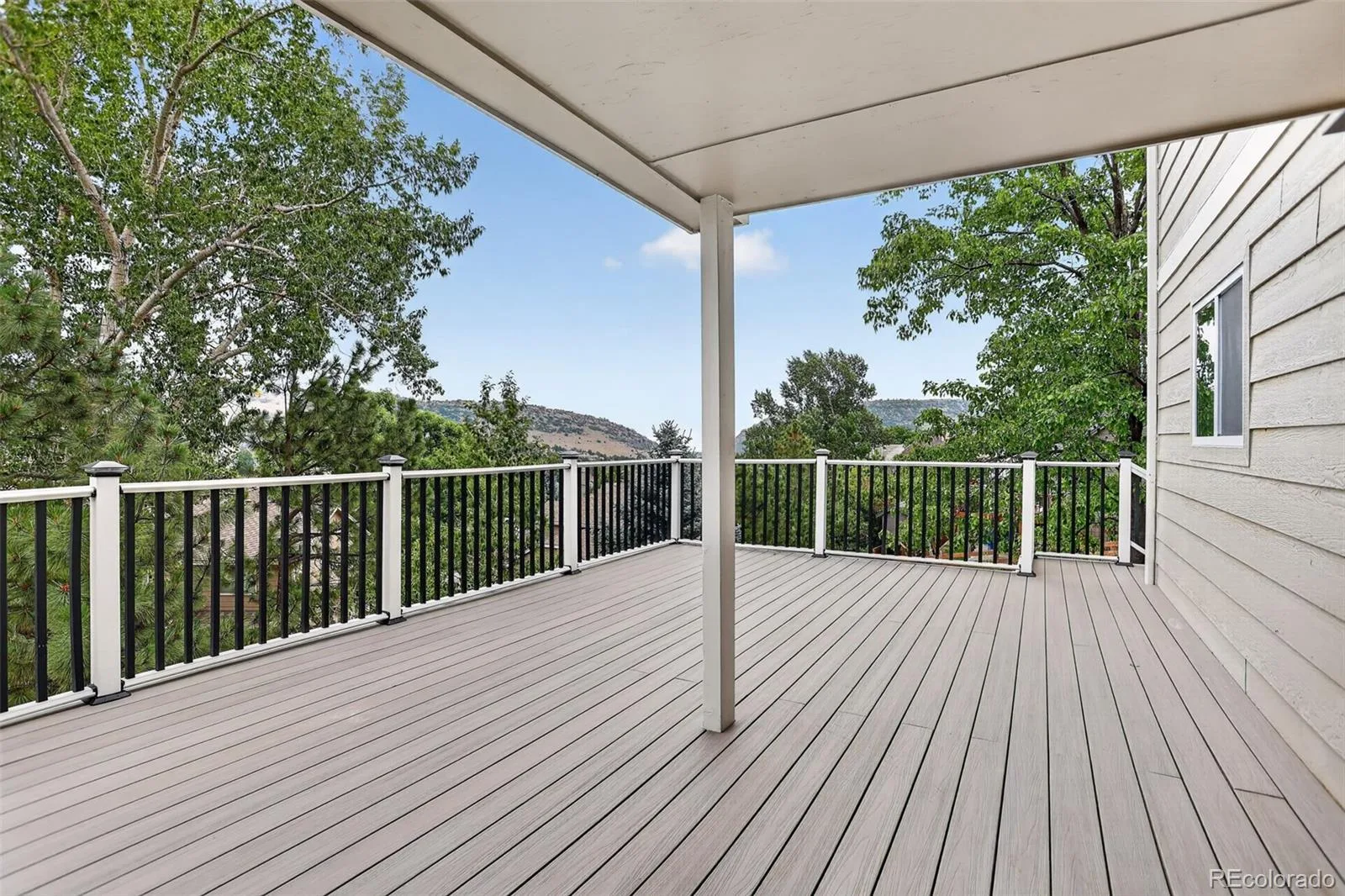87 Buckthorn Drive Littleton CO 80127 | MLS #REC4146668 07092026154408 1600 28