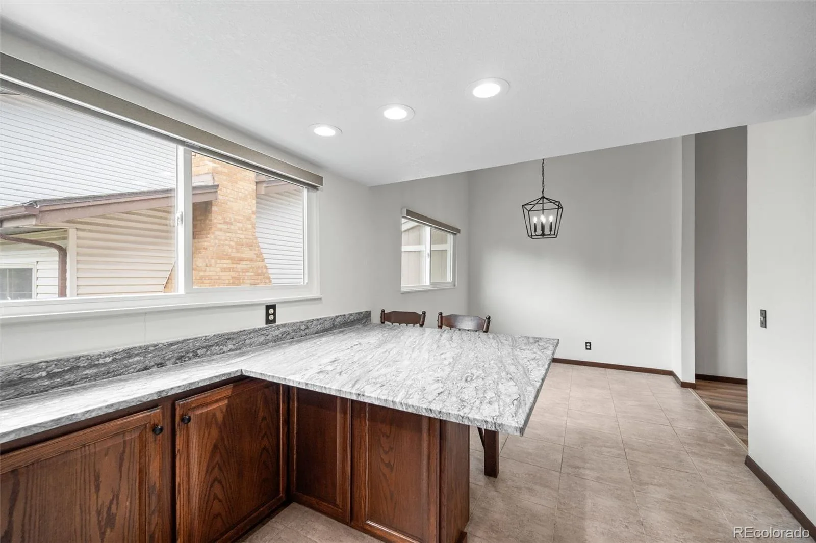 3702 S Mission Parkway Aurora CO 80013 MLS #REC4151391 06122026173920 1600 22