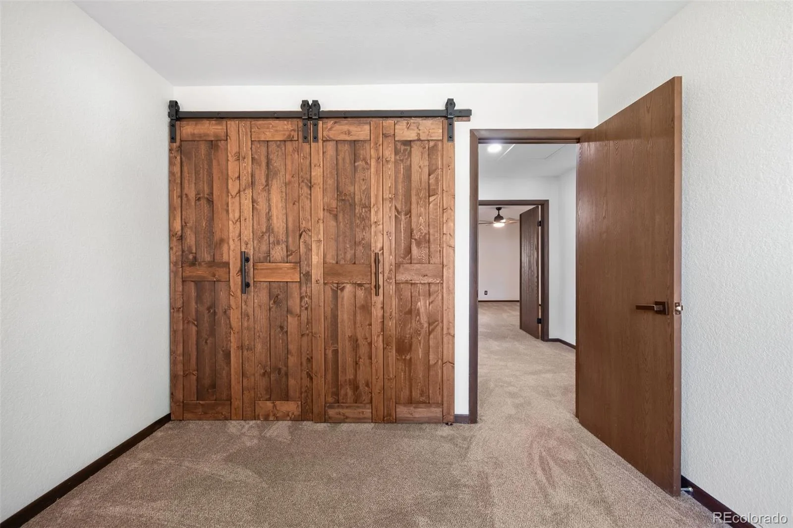 3702 S Mission Parkway Aurora CO 80013 MLS #REC4151391 06122026173920 1600 29