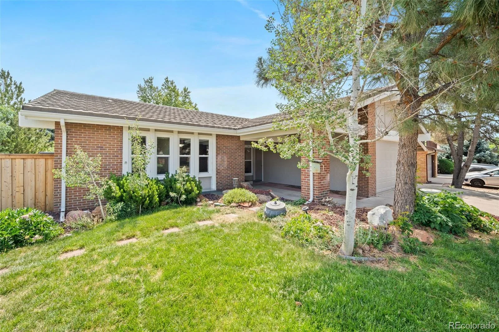 3702 S Mission Parkway Aurora CO 80013 MLS #REC4151391 06122026173920 1600 4