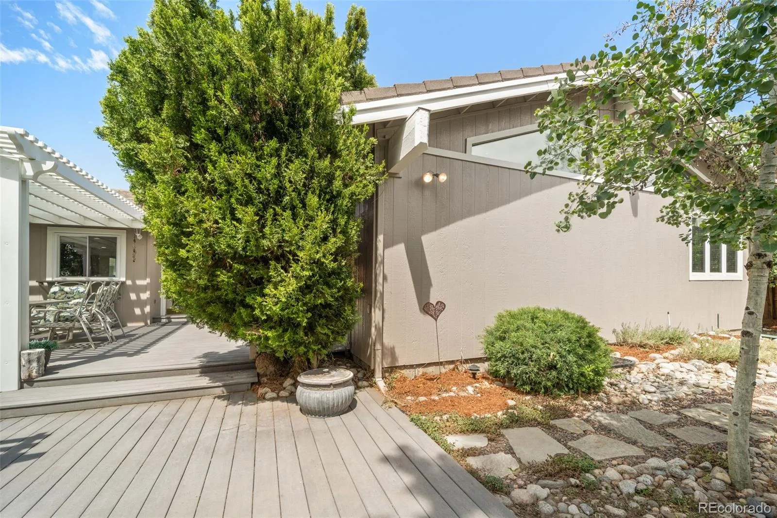 3702 S Mission Parkway Aurora CO 80013 MLS #REC4151391 06122026173920 1600 42