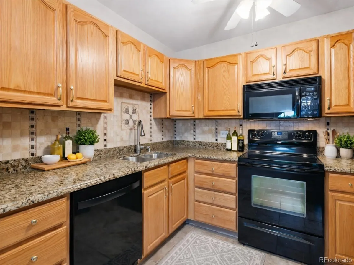 585 S Alton Way #4D Denver CO 80247 MLS #REC4151487 05182026224052 1200 0