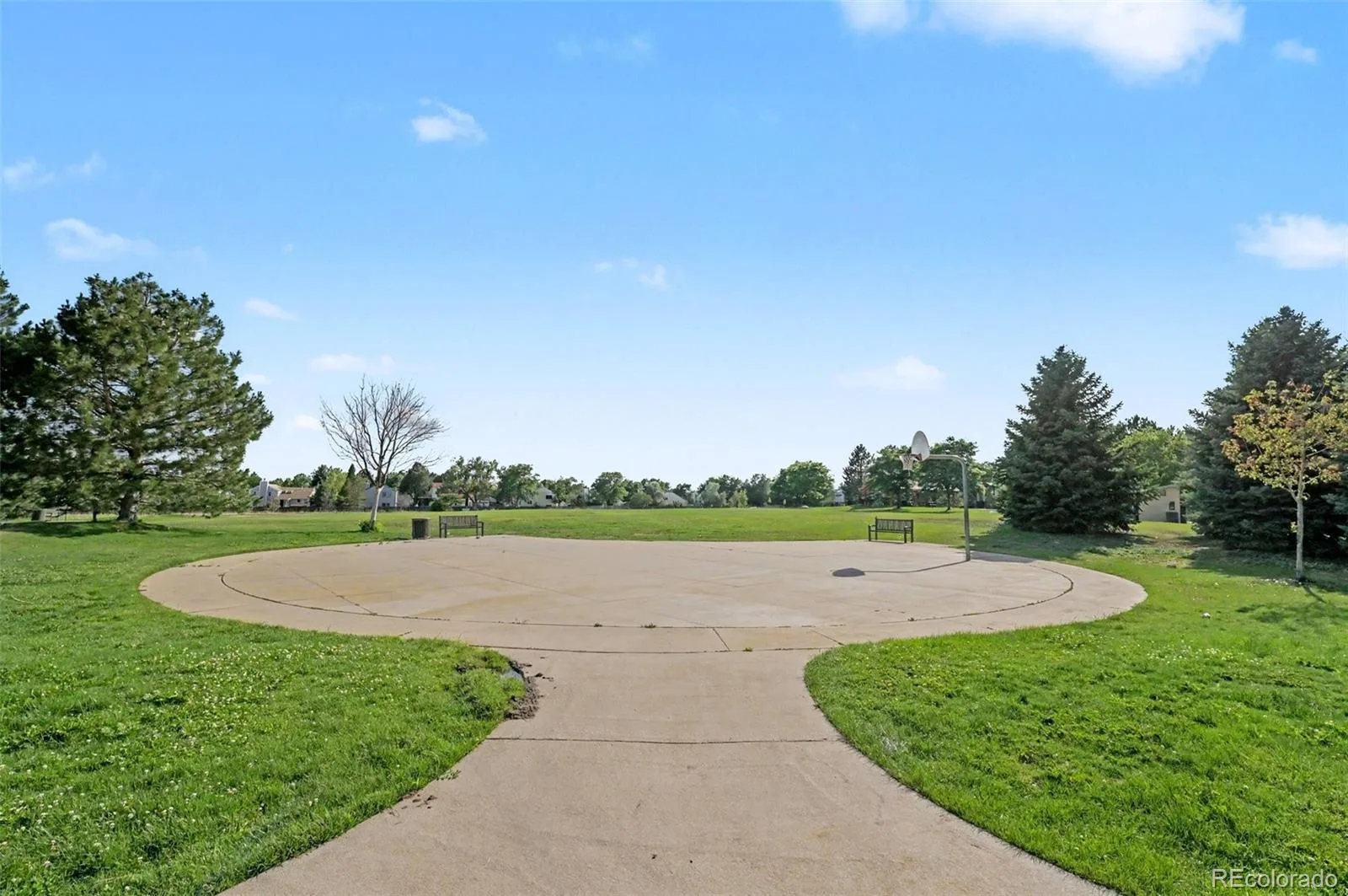 933 S Evanston Circle Aurora CO 80012 MLS #REC4153641 06262026170154 1600 14