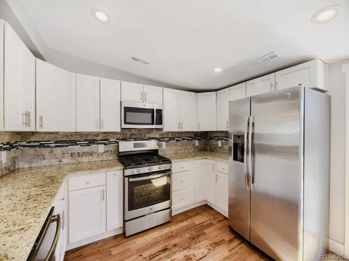 2432 Benton Street Edgewater CO 80214 MLS #REC4154721 06182026140542 1200 8
