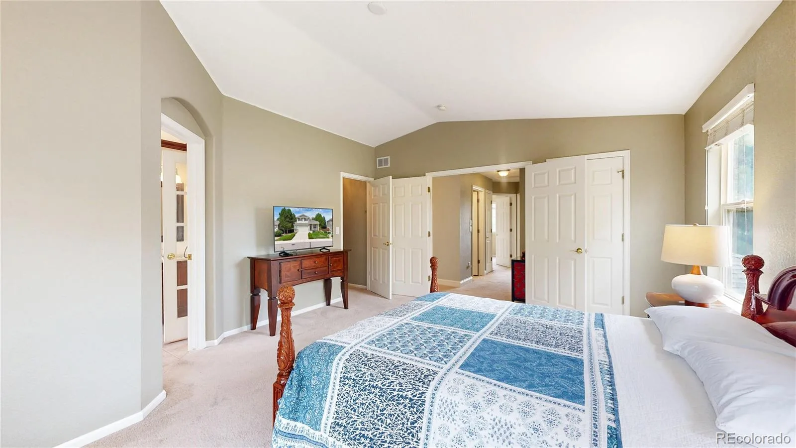 8225 Wetherill Circle Castle Pines CO 80108 MLS #REC4155079 07302026160000 1600 14