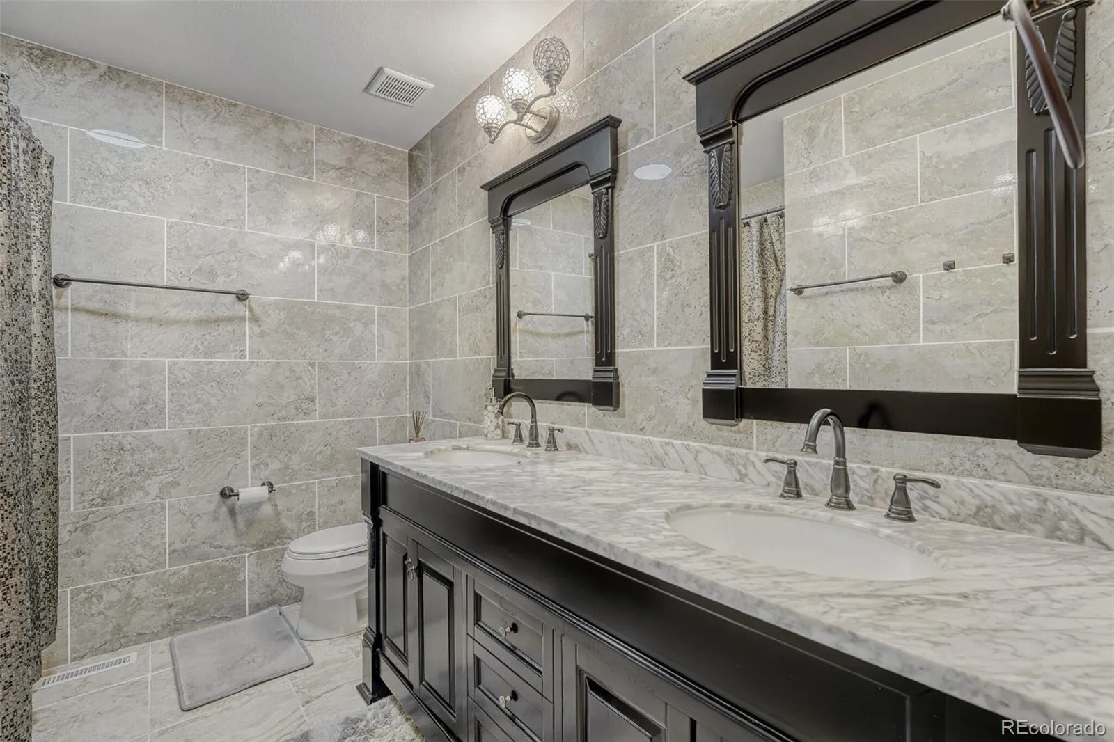 5285 S Jebel Way Centennial CO 80015 MLS #REC4155167 05122026012333 1600 24