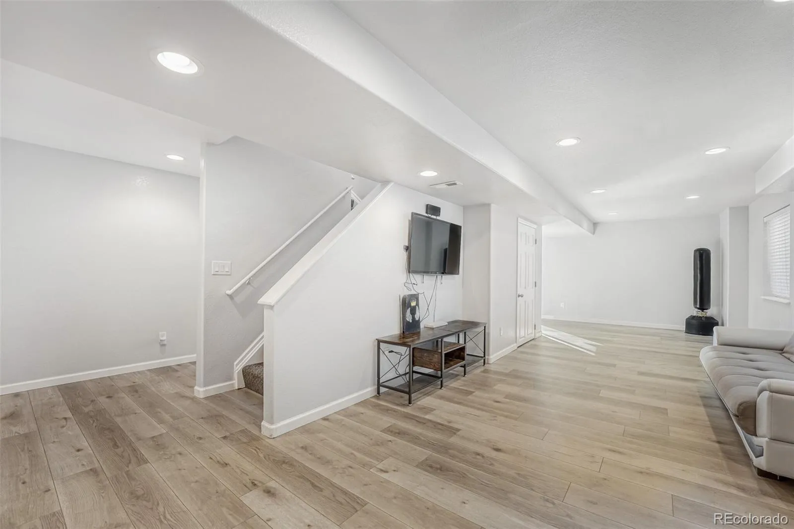5285 S Jebel Way Centennial CO 80015 MLS #REC4155167 05122026012333 1600 25