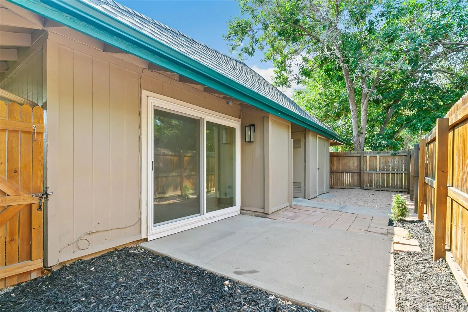 5902 S Willow Way Englewood CO 80111 | MLS #REC4155673 08132026203910 1600 17