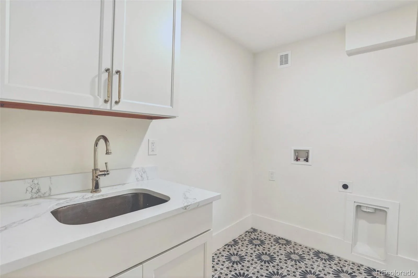250 Ash Street Denver CO 80220 | MLS #REC4156211 10152026192633 1600 41