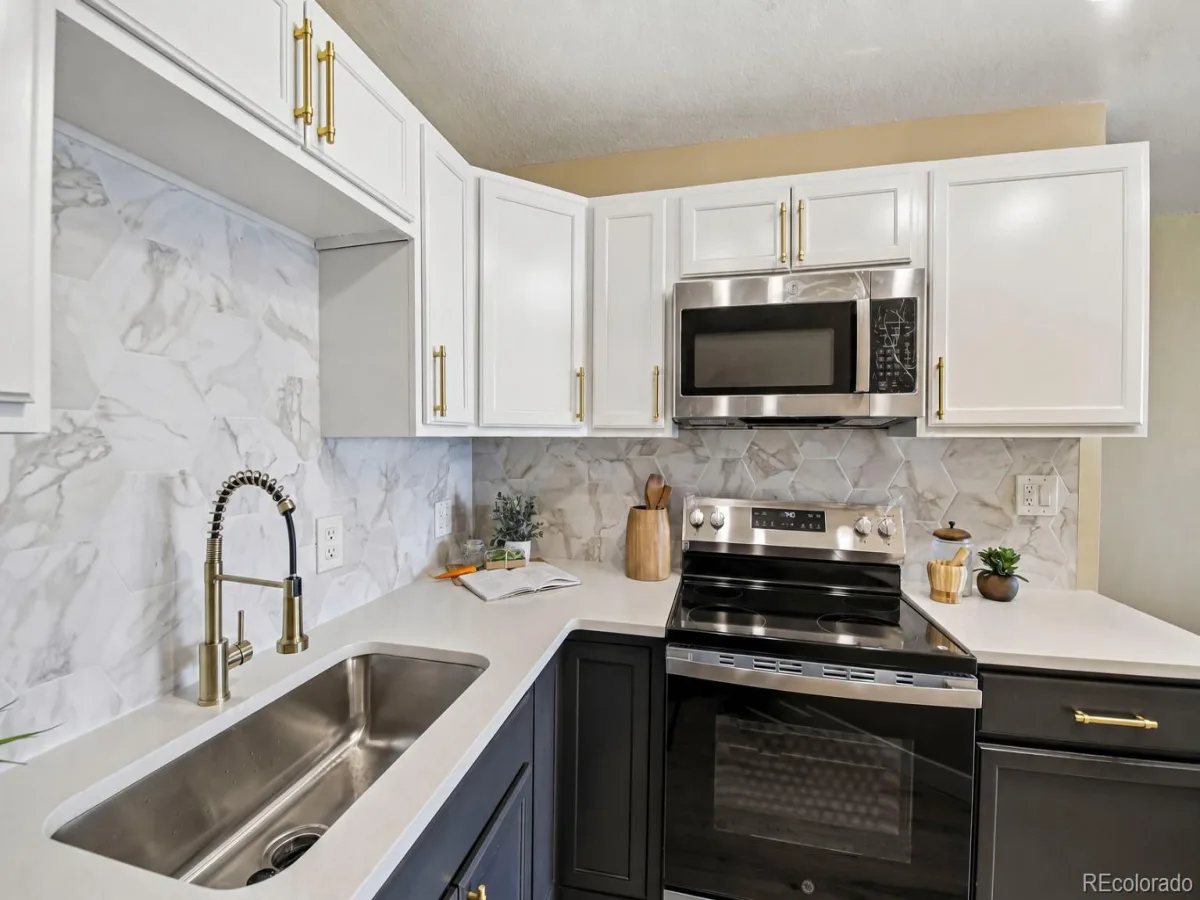 550 E 12th Avenue #1409 Denver CO 80203 | MLS #REC4157675 10142026001507 1200 3