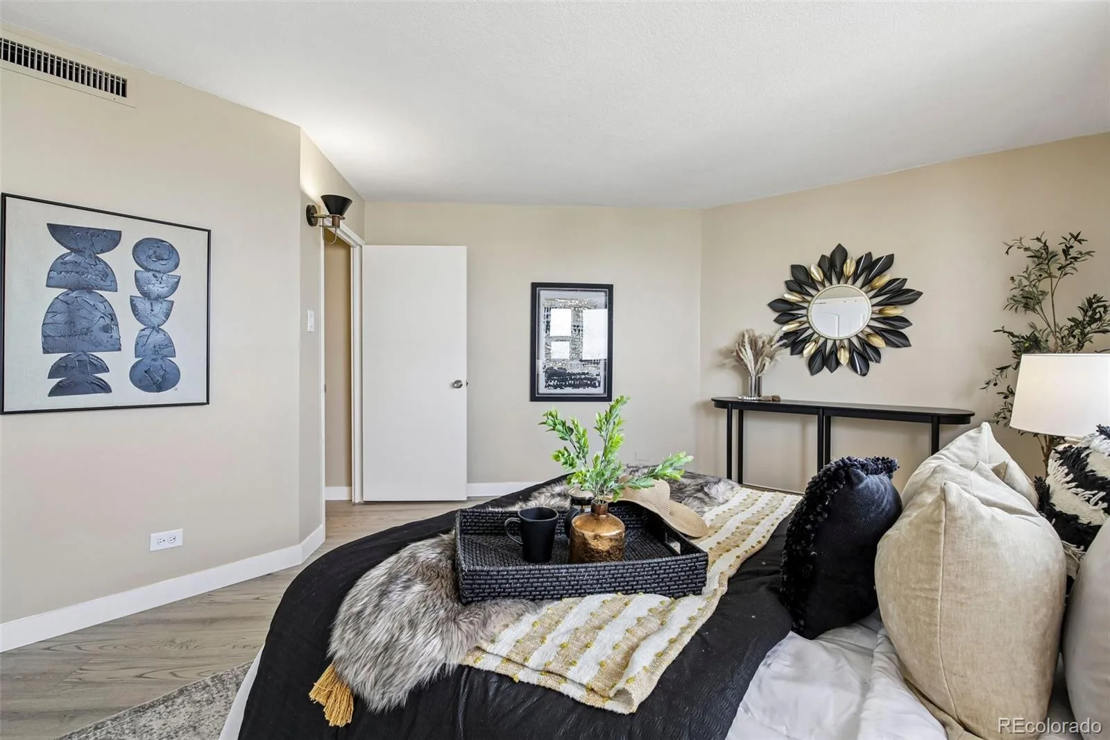 550 E 12th Avenue #1409 Denver CO 80203 | MLS #REC4157675 10142026001507 1600 20