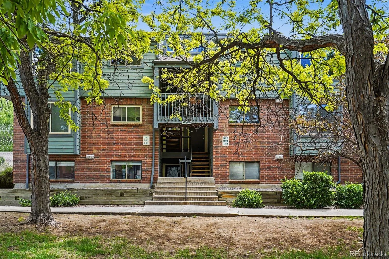 3558 S Depew Street #101 Denver CO 80235 MLS #REC4158085 06112026174820 1600 2