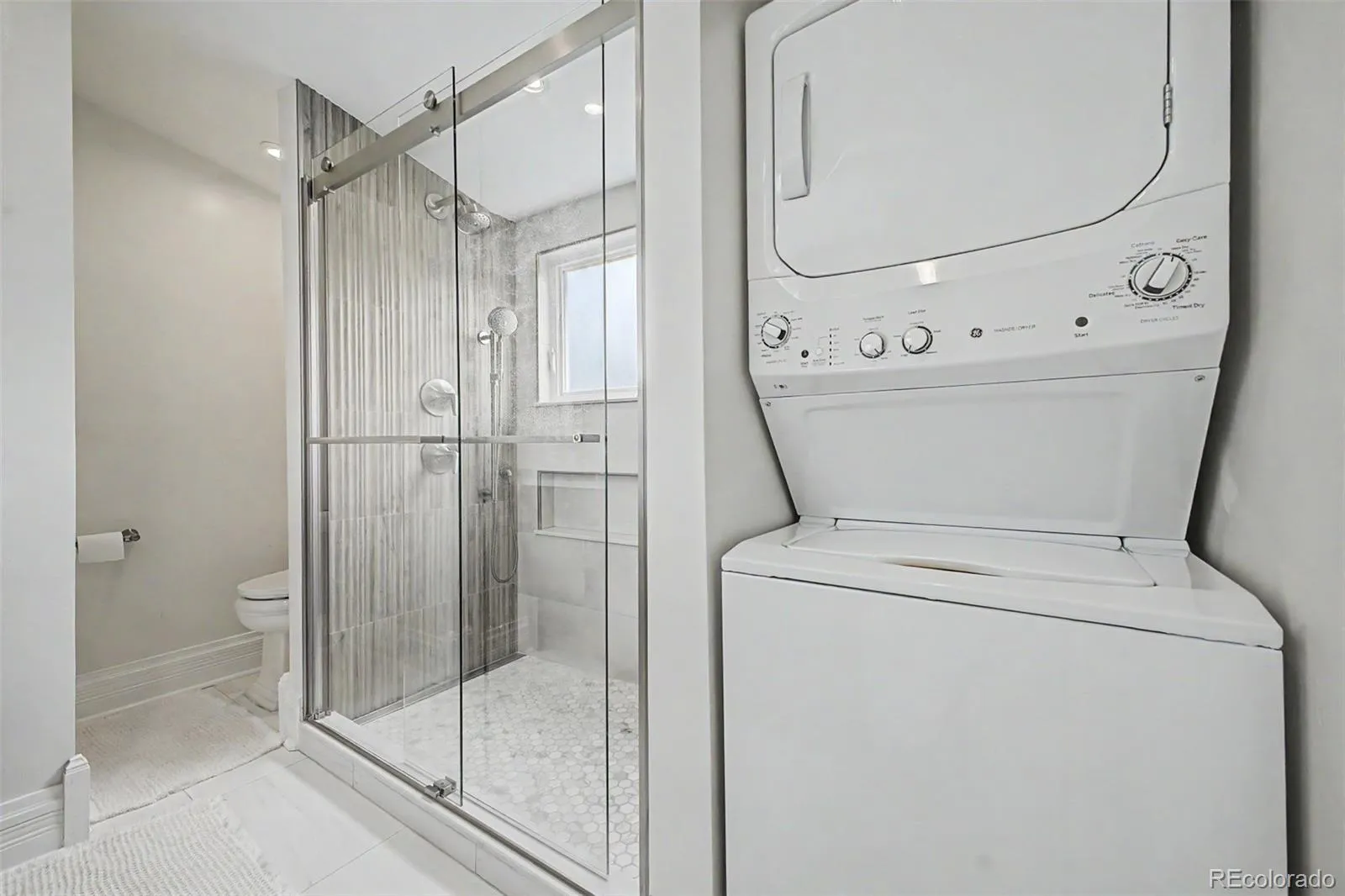 2504 Glenarm Place Denver CO 80205 MLS #REC4158188 05212026184120 1600 23