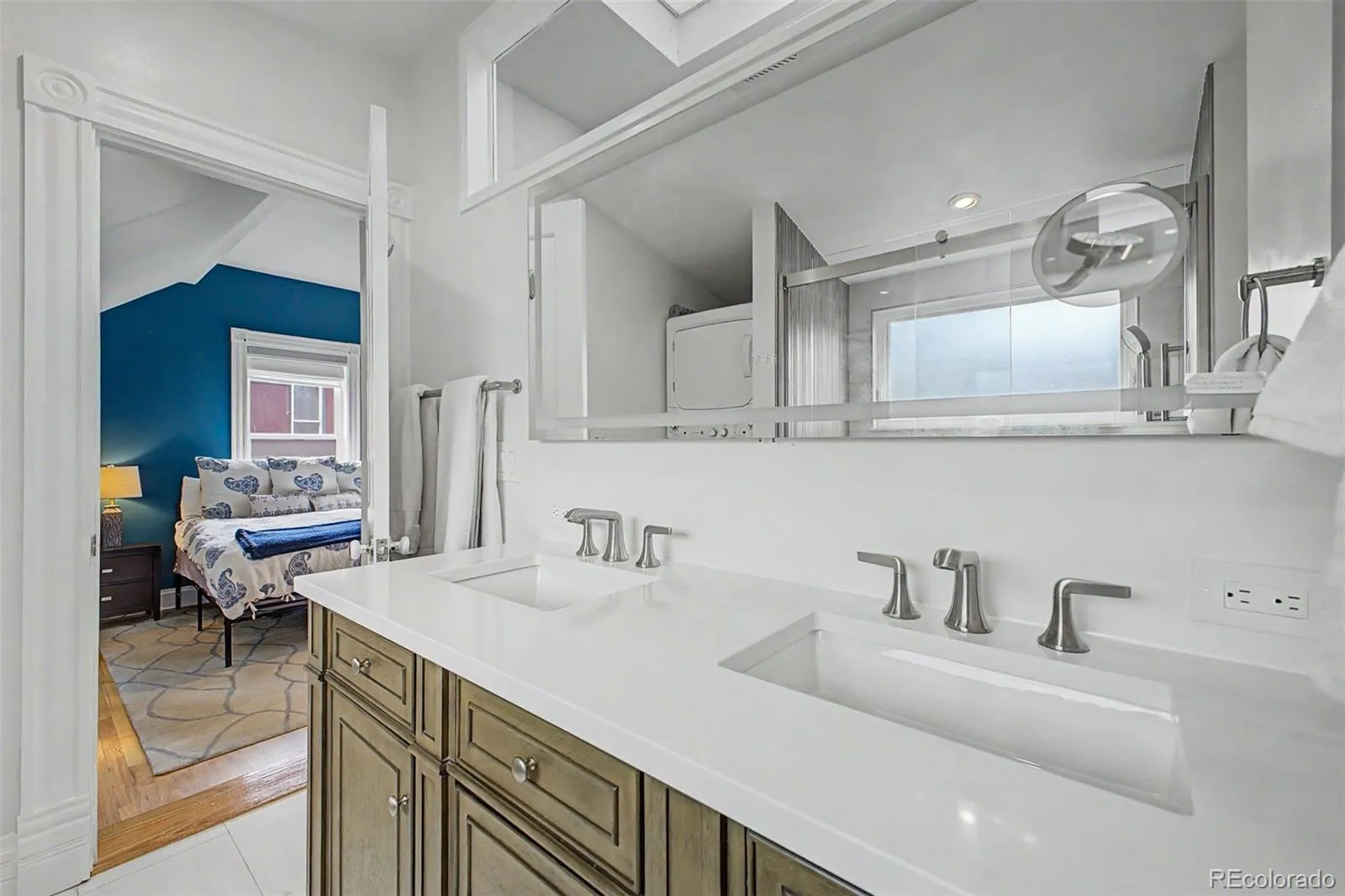 2504 Glenarm Place Denver CO 80205 MLS #REC4158188 05212026184120 1600 25