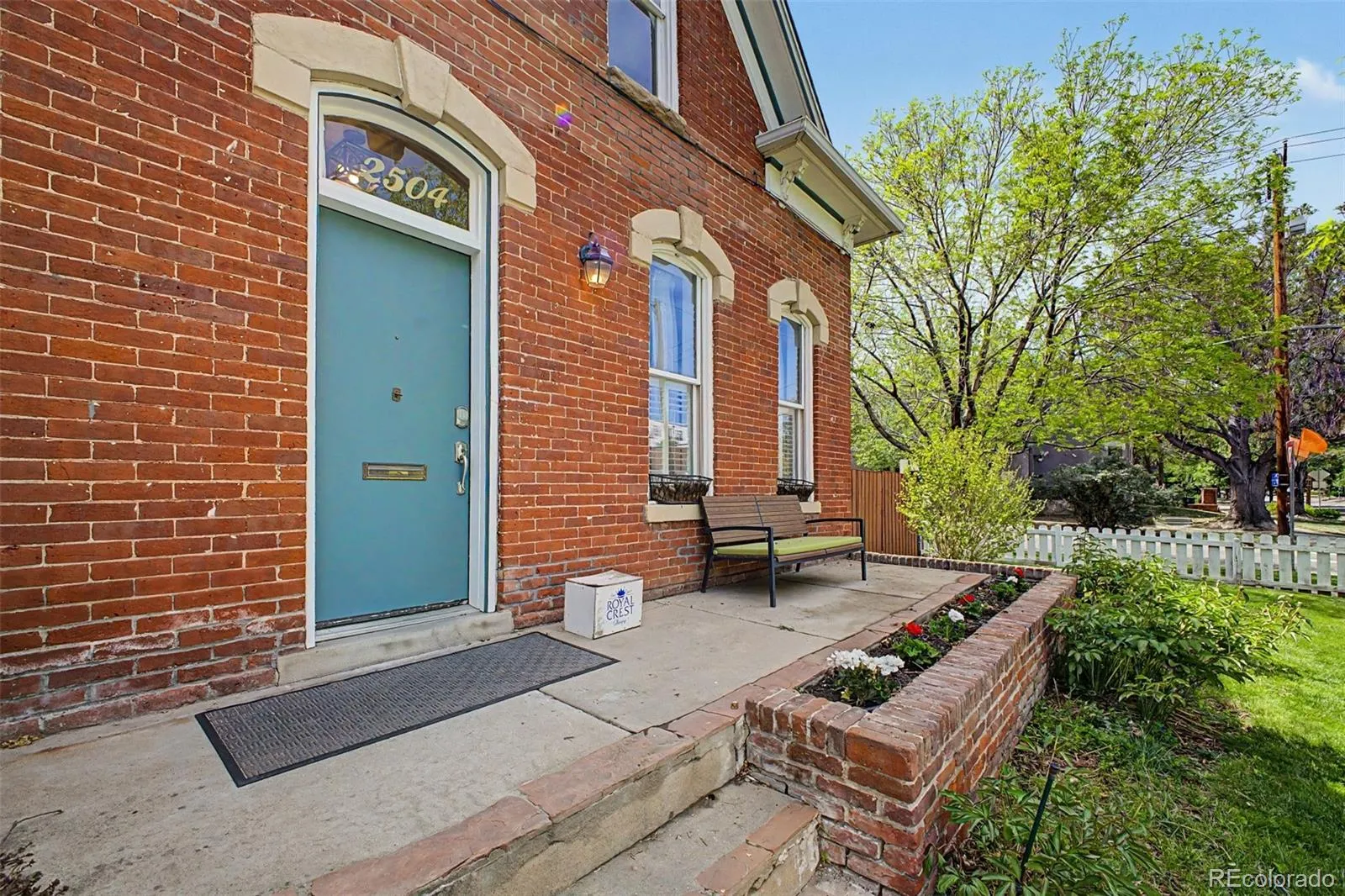 2504 Glenarm Place Denver CO 80205 MLS #REC4158188 05212026184120 1600 4