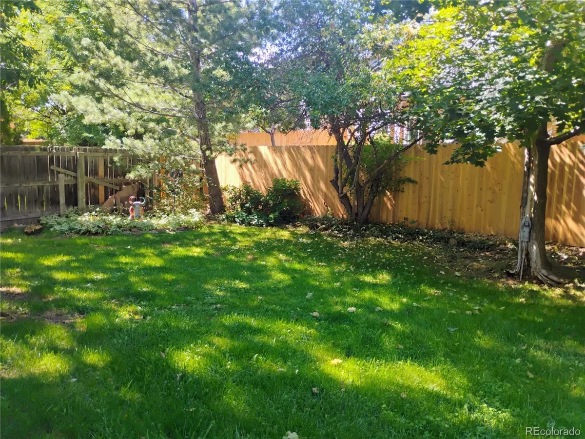 6431 Secrest Court Arvada CO 80007 | MLS #REC4159824 08092026220513 1200 28