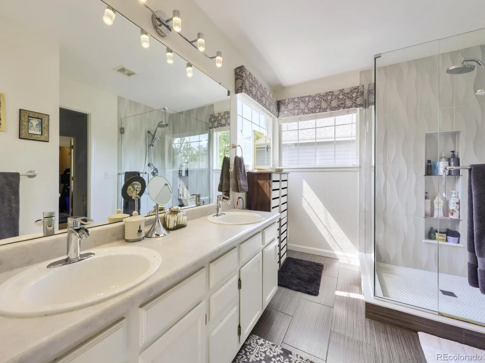 6431 Secrest Court Arvada CO 80007 | MLS #REC4159824 08092026220513 1600 15