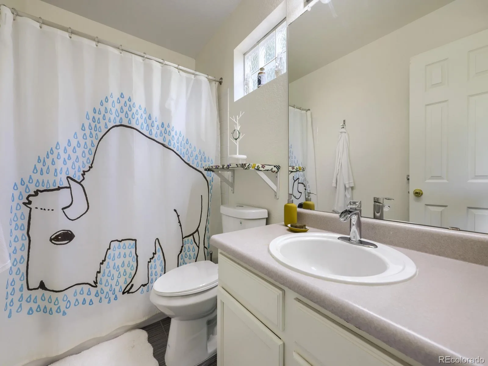 6431 Secrest Court Arvada CO 80007 | MLS #REC4159824 08092026220513 1600 19