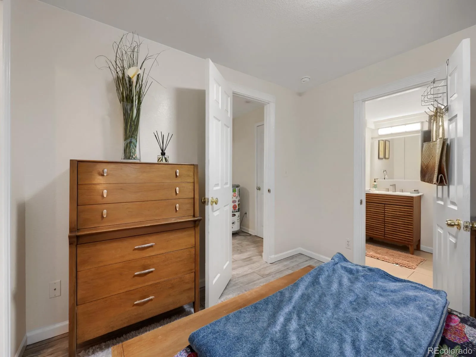 6431 Secrest Court Arvada CO 80007 | MLS #REC4159824 08092026220513 1600 26