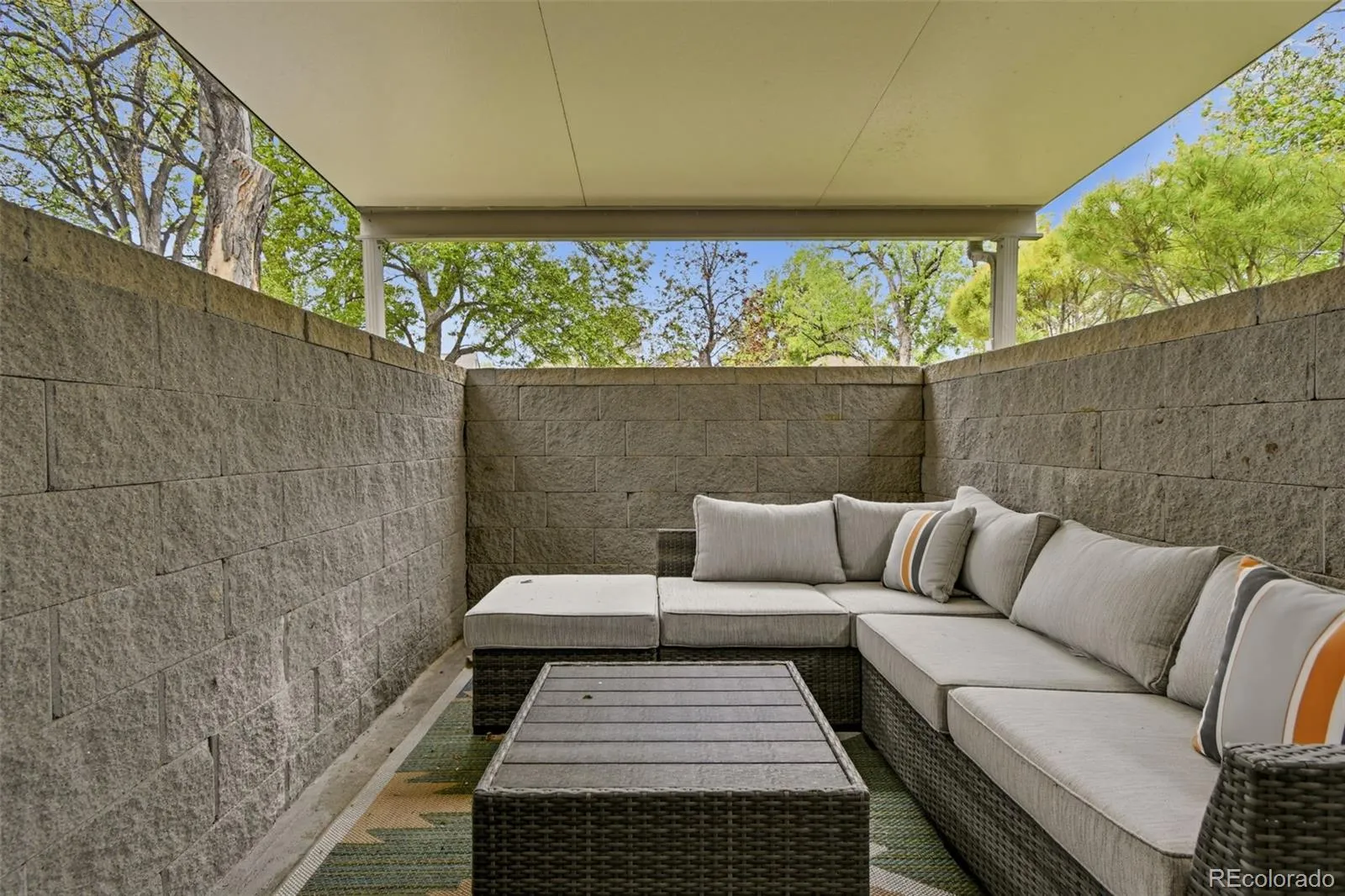 1220 Glencoe Street Denver CO 80220 MLS #REC4160188 04242026025002 1600 27