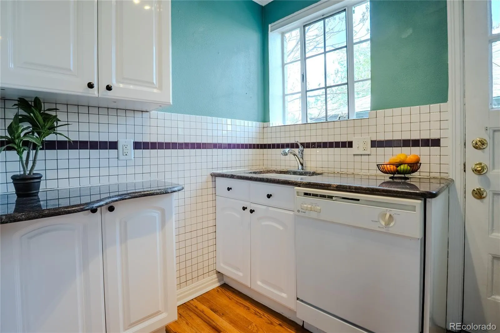 485 S Logan Street #7 Denver CO 80209 MLS #REC4160776 05122026042128 1600 17