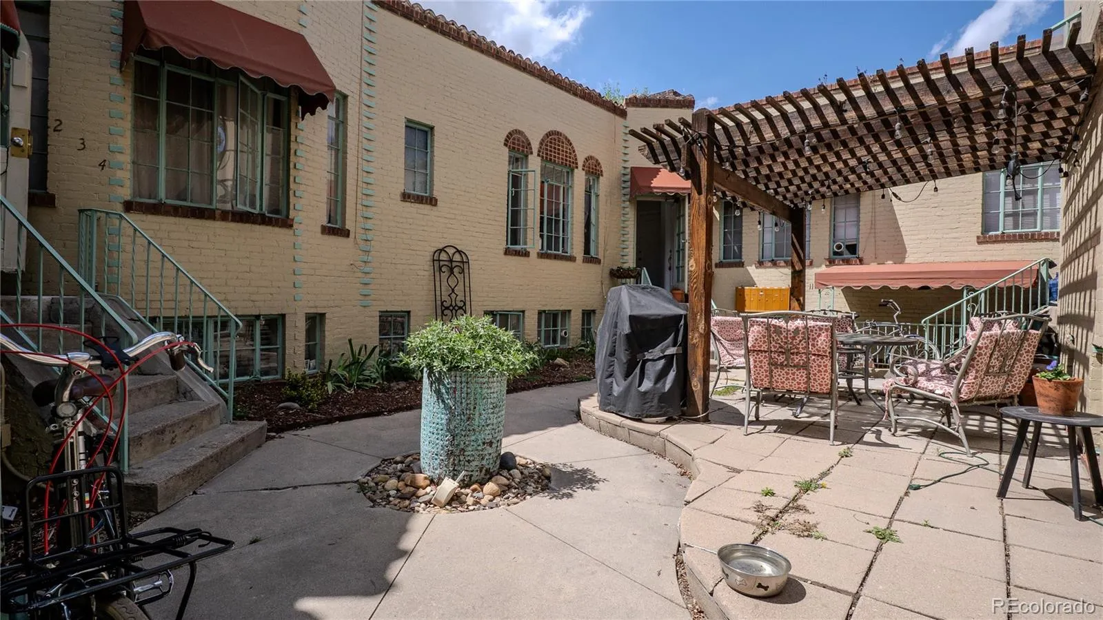 485 S Logan Street #7 Denver CO 80209 MLS #REC4160776 05122026042128 1600 28