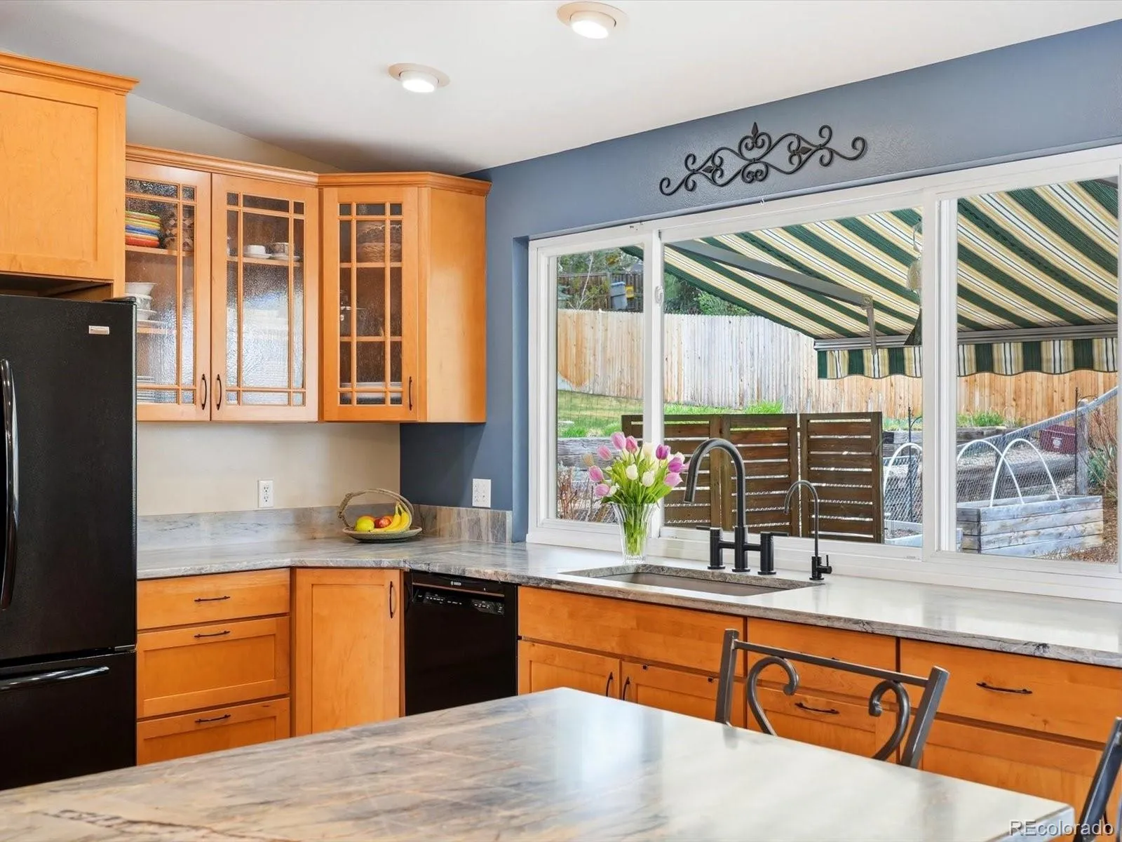 04092026152602 1600 10