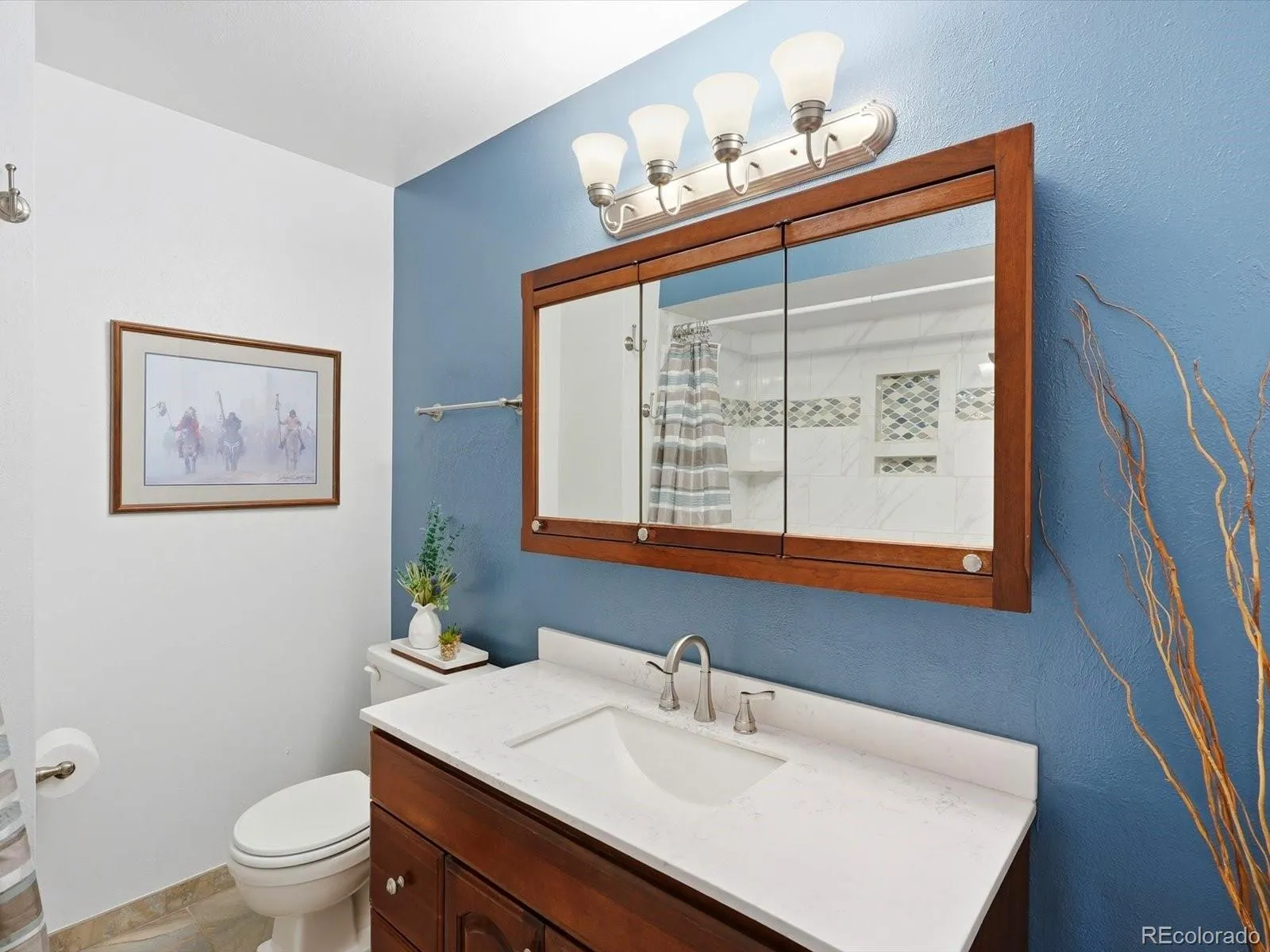 04092026152602 1600 32