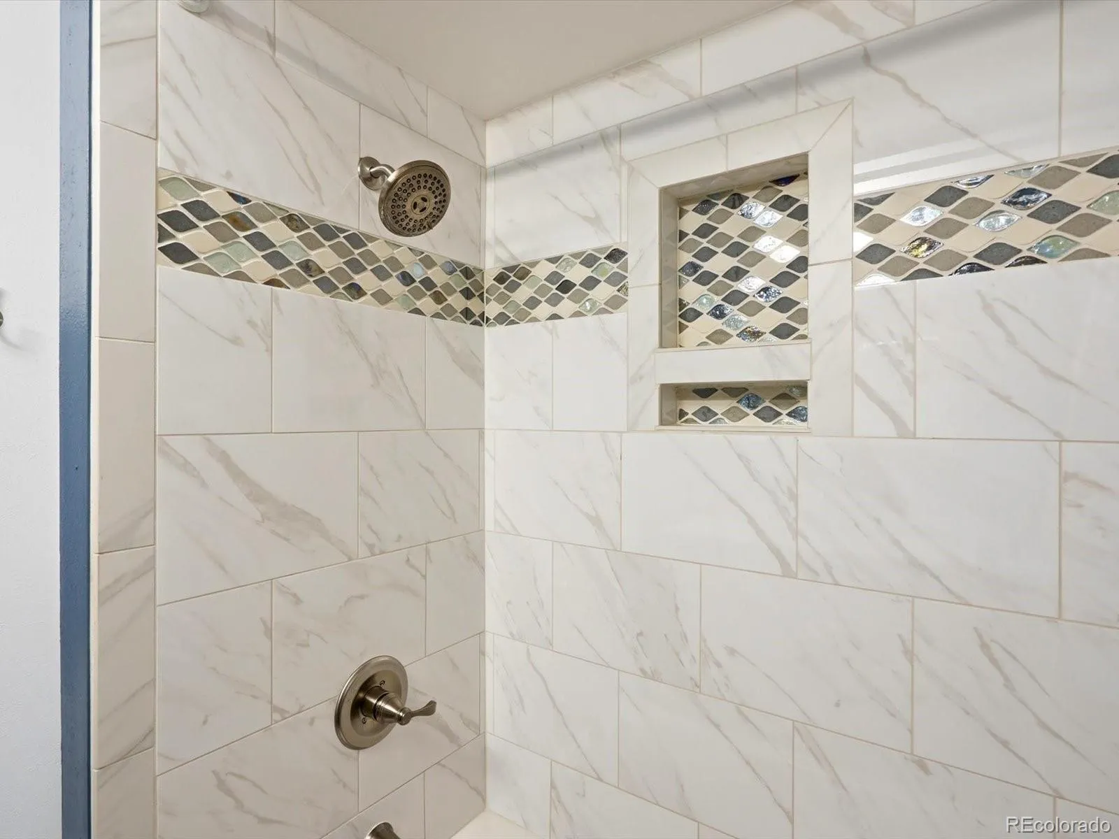 04092026152602 1600 33