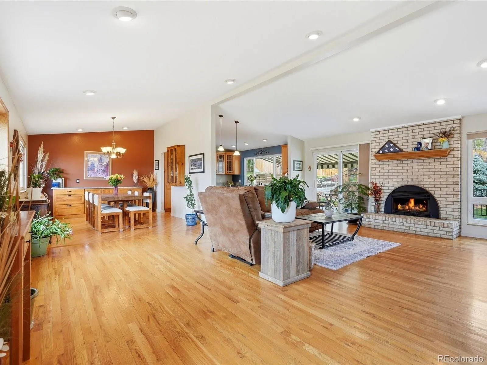 04092026152602 1600 4