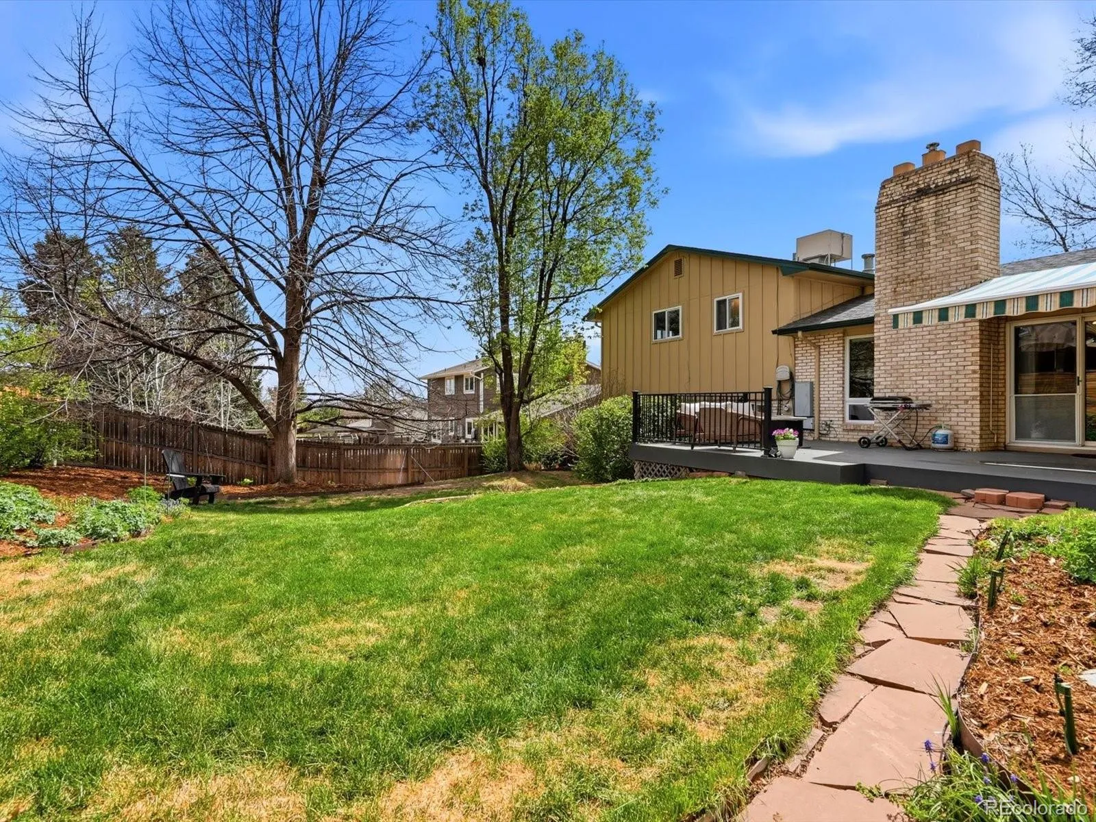 04092026152602 1600 40