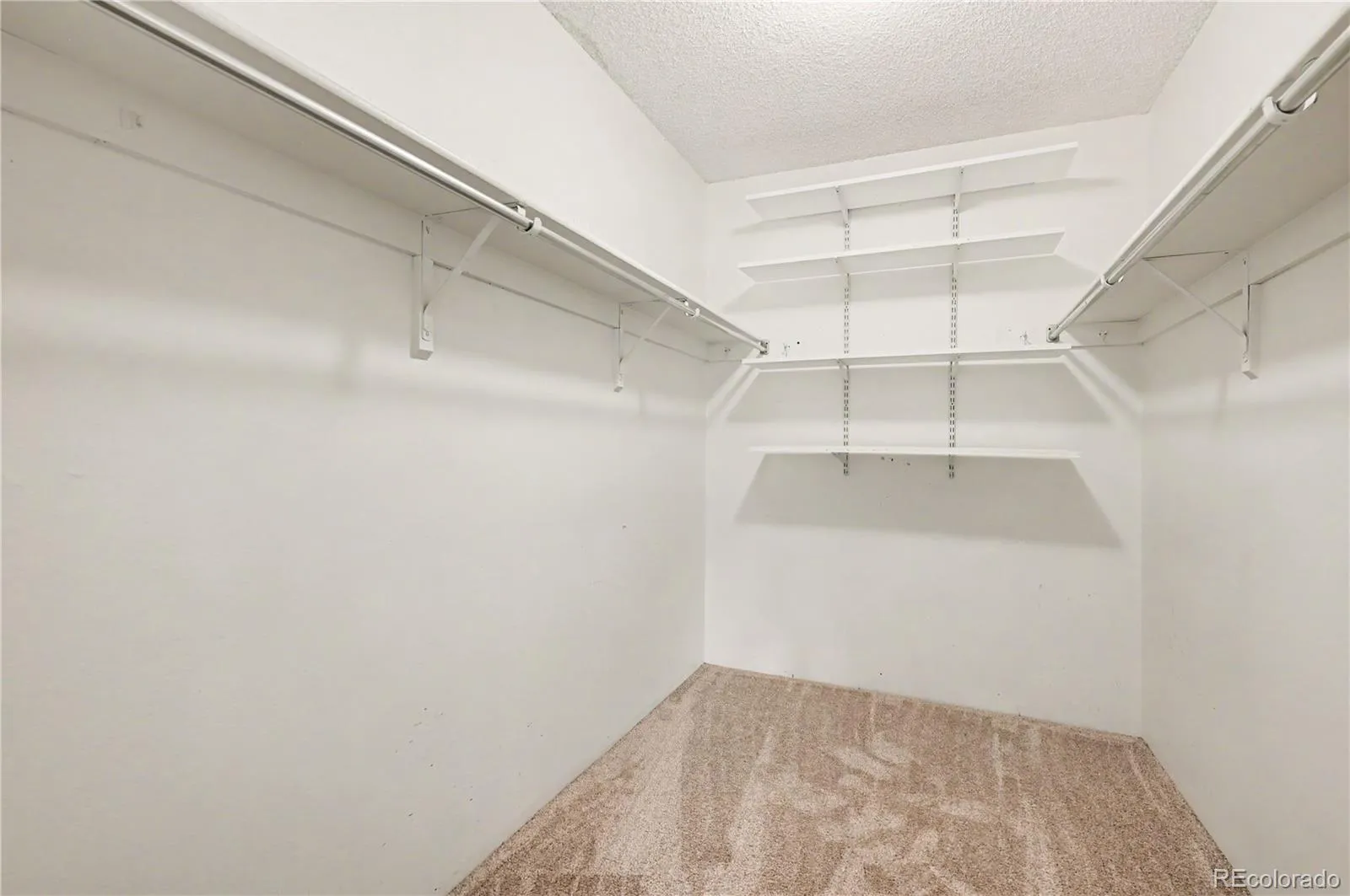 13890 East Marina Drive #206 Aurora CO 80014 MLS #REC4162411 05282026022741 1600 8