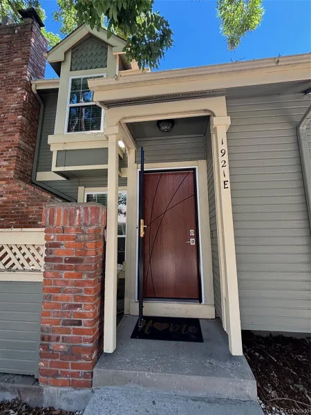 1921 S Hannibal Court #E Aurora CO 80013 | MLS #REC4164442 08222026143505 800 1